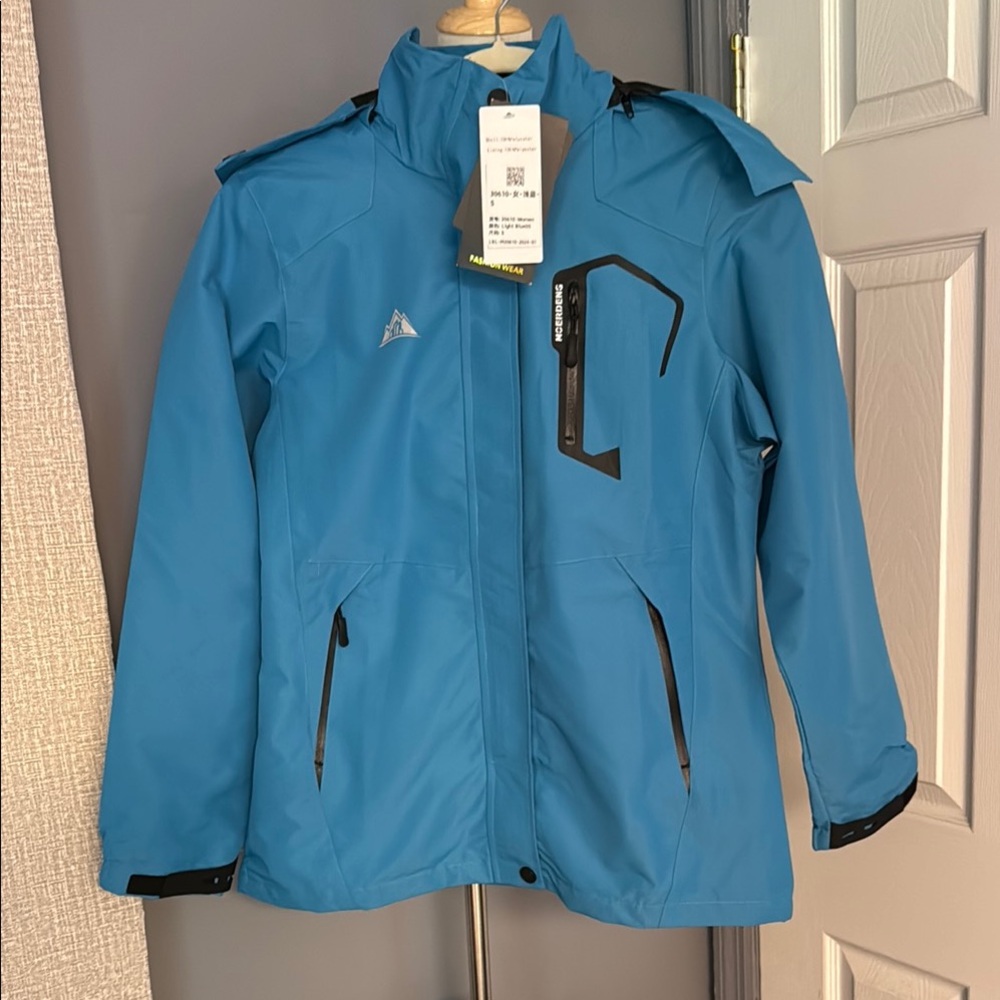 Moerdeng Women’s Waterproof Ski Jacket